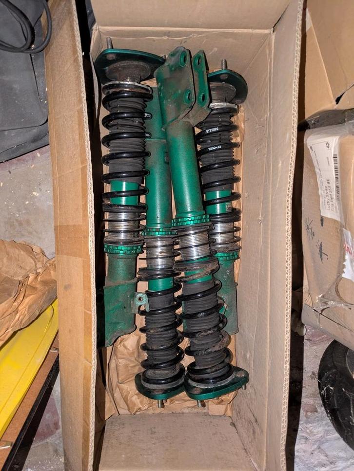 Tein super street ajustable avec edfc (Subaru Impreza wbd), Autos : Pièces & Accessoires, Suspension & Châssis, Subaru, Enlèvement