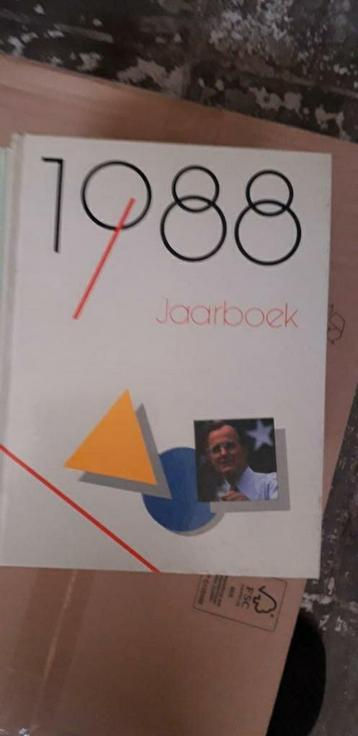 artis historia jaarboeken 13 stuks beschikbaar voor biedingen