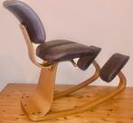 Stokke bureau balans of kniestoel, grijs leder, rugleuning, Gris, Comme neuf, Enlèvement, Chaise de bureau