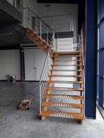 Massief beuken trap, Doe-het-zelf en Bouw, Ladders en Trappen, 2 tot 4 meter, Trap, Zo goed als nieuw, Ophalen