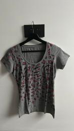 T-shirt Guess, Manches courtes, Taille 38/40 (M), Porté, Guess