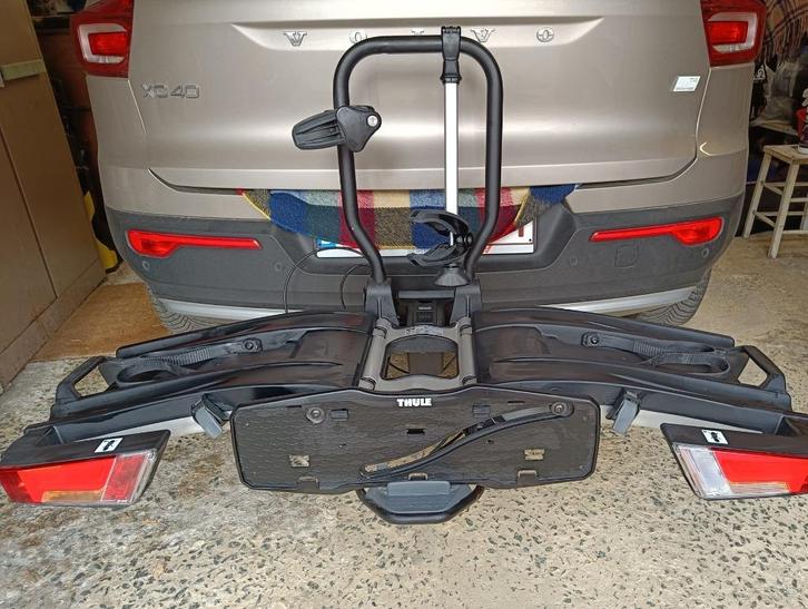 THULE EasyFold XT F2 fietsenrek, Auto diversen, Fietsendragers, Zo goed als nieuw, Fietsendrager-accessoire, 2 fietsen, Elektrische fiets