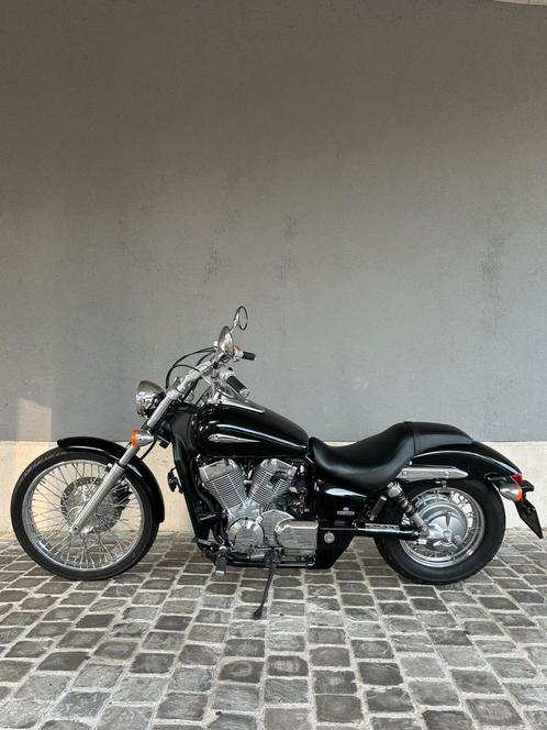 Honda VT750 C2 Spirit, Motoren, Motoren | Honda, Particulier, Chopper, 12 t/m 35 kW, 2 cilinders, Minimaal motorrijbewijs A2, Cardan-aandrijving