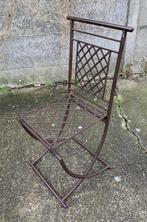 Brutalist inklapbare ijzeren stoel Frankrijk, Huis en Inrichting, Stoelen, Ophalen, Metaal, Eén, Gebruikt