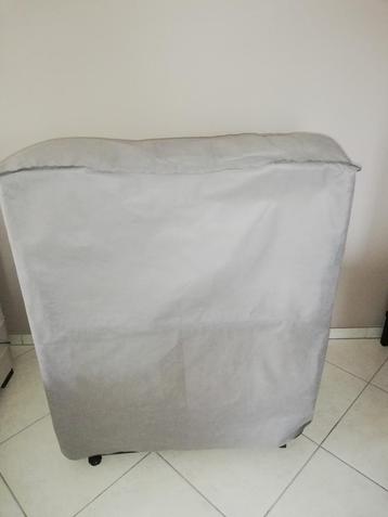 2 veldbedden(campingbedden) zo goed als nieuw 50 €/bed.  beschikbaar voor biedingen