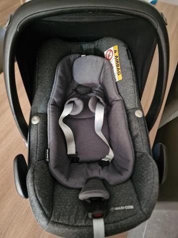 Maxi Cosi Pebbles Plus beschikbaar voor biedingen