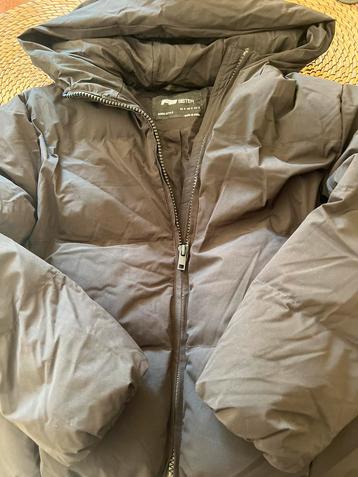 FB Sister Basis Style Jas – S beschikbaar voor biedingen