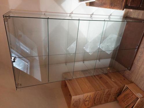 Vitrine kast met slot, Huis en Inrichting, Kasten | Vitrinekasten, Zo goed als nieuw, Ophalen