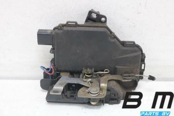Portierslot linksvoor VW Golf 4 3B1837015A beschikbaar voor biedingen