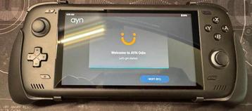 Ayn Odin 2 Pro + accessoires beschikbaar voor biedingen