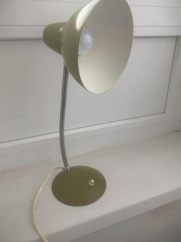 Lampe vintage - métal vert - cou flexible - années 60/70 beschikbaar voor biedingen