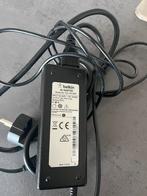 Oplader te koop, Ophalen, Zo goed als nieuw