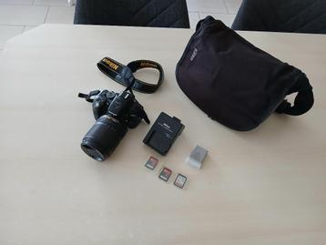 Nikon D5300 + 18-140 mm lens beschikbaar voor biedingen
