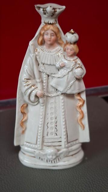 Maria met kind beschikbaar voor biedingen
