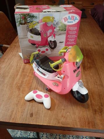 Babyborn scooter met afstandsbediening 