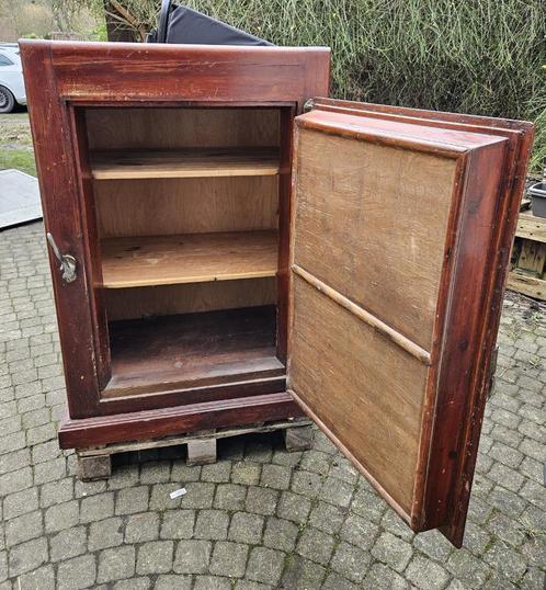 Oude vintage koelkast ijskast houten meubel, Huis en Inrichting, Kasten | Ladekasten, Gebruikt, 100 tot 150 cm, 50 tot 100 cm