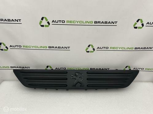 Grill Peugeot 308 T9 WINTER GRIL NIEUW ORIGINEEL 9819552980, Auto-onderdelen, Carrosserie, Peugeot, Gebruikt, Ophalen of Verzenden