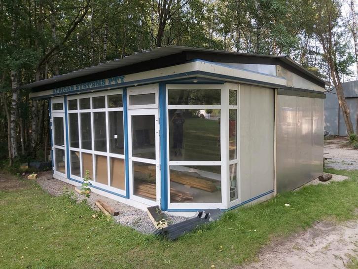 Mega tuinhuis, mancave of dubbele garage., Tuin en Terras, Tuinhuizen, Gebruikt, Overige typen, Metaal, 500 cm of meer, 400 cm of meer