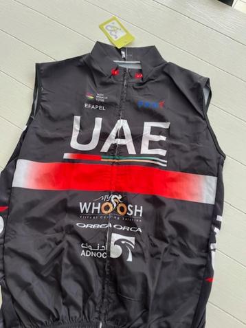 Windstopper UAE beschikbaar voor biedingen