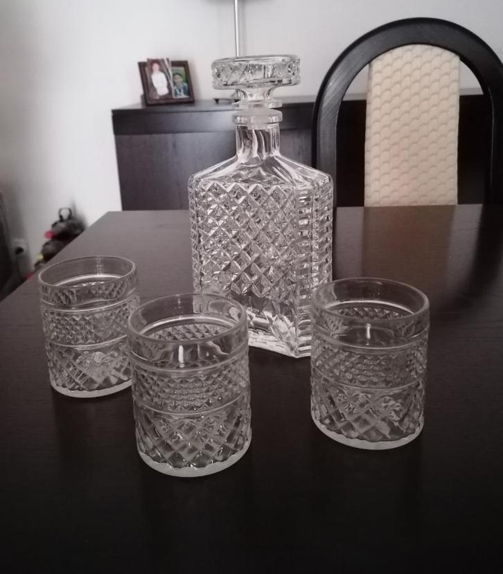 Zeer mooie Vintage whiskyfles + 3 glazen, Verzamelen, Glas en Drinkglazen, Zo goed als nieuw, Overige typen, Ophalen