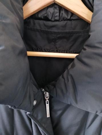 Zwarte half lange dames jas Mayerline en blouson Quecha beschikbaar voor biedingen