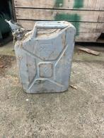 Metalen jerrycan, Ophalen