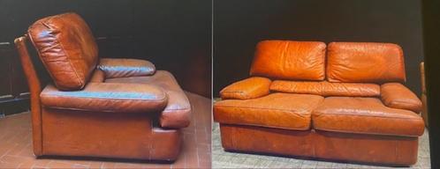 Italiaanse vintage tweezit en éénzit, Huis en Inrichting, Zetels | Zetels, Rechte bank, Driepersoons, Hout, Overige materialen