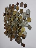 Een massa verschillende vreemde munten van alle landen, Postzegels en Munten, Ophalen, Munten