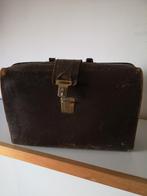 Antiquité: cartable en cuir véritable, Bijoux, Sacs & Beauté, Enlèvement, Utilisé, Brun, Cuir