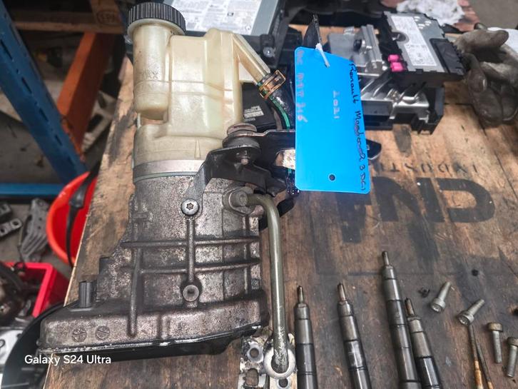 Pompe de direction Renault Master 2.3 DCI, Autos : Pièces & Accessoires, Commande, Opel, Renault, Enlèvement ou Envoi