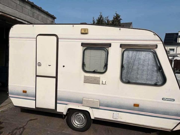 Adria caravan + voortent, Caravanes & Camping, Caravanes, Particulier, jusqu'à 4, Siège standard, Adria, Coin salon convertible