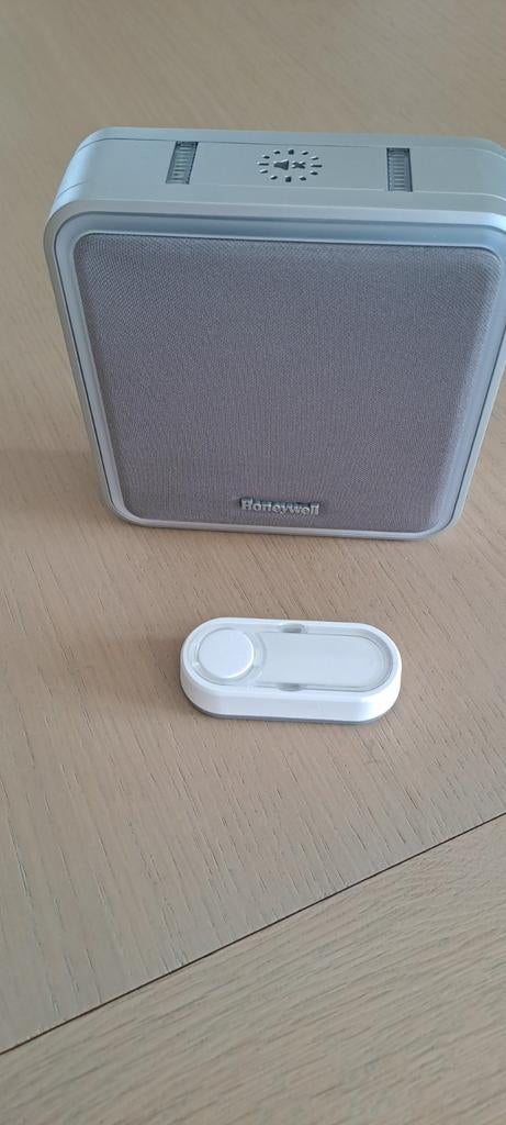 Nieuwe draadloze deurbel, Ophalen