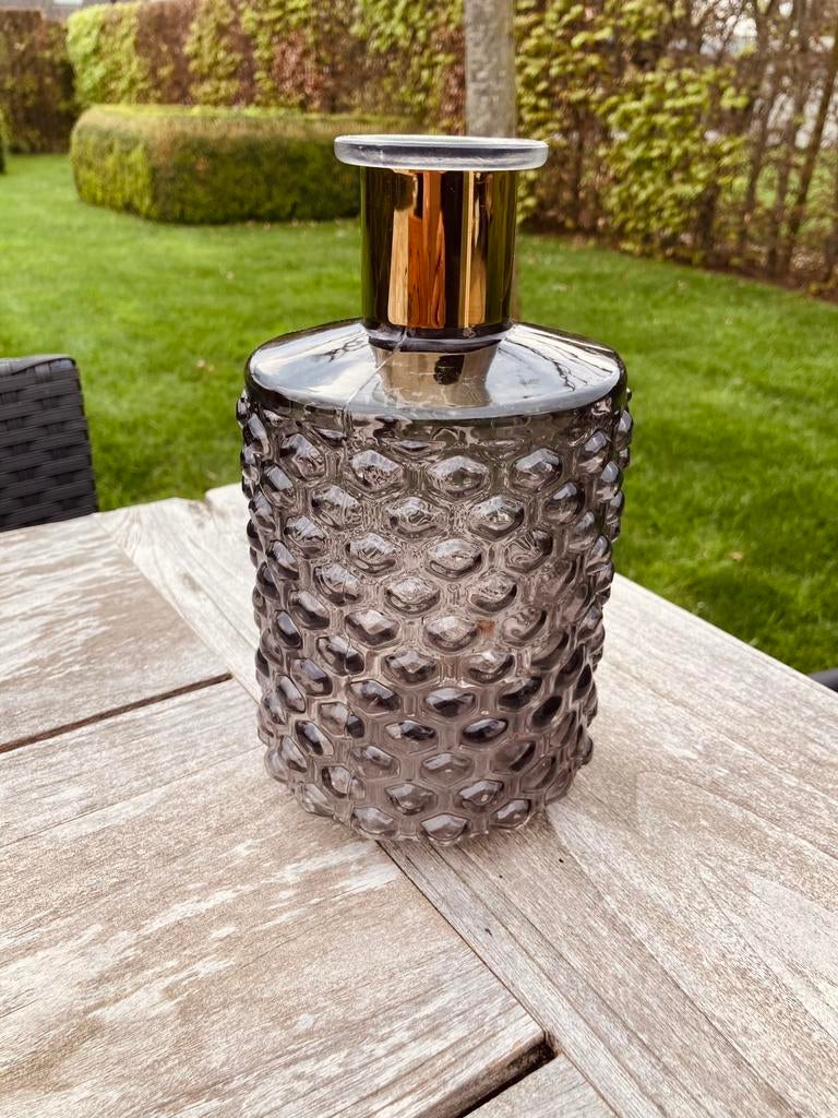 Vaas in zwart glas, Moins de 50 cm, Comme neuf, Verre, Enlèvement