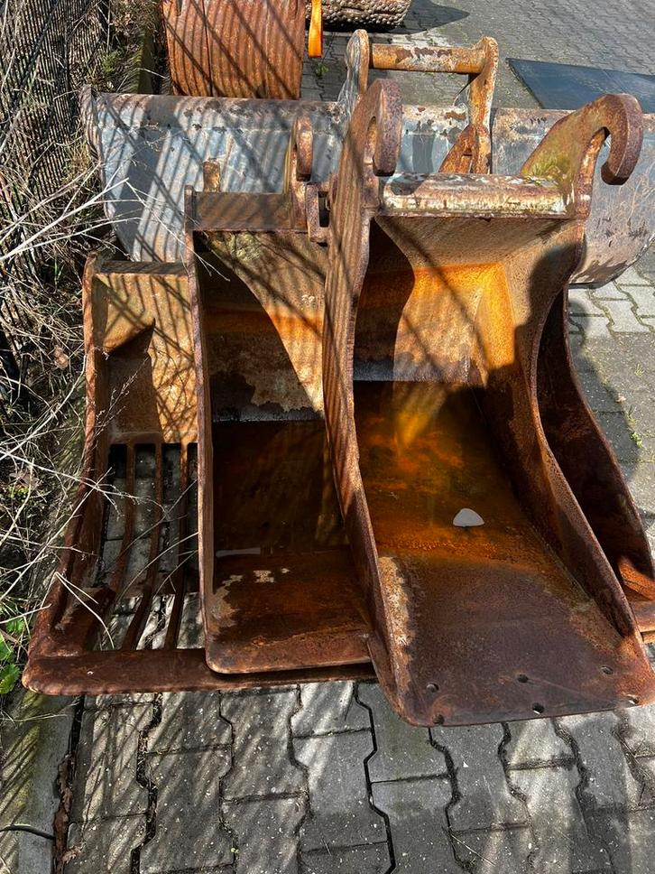 Graafbakken Snelwissel Puinbak Palletfork Bak Smalle, Doe-het-zelf en Bouw, Metalen, Zo goed als nieuw, Ophalen