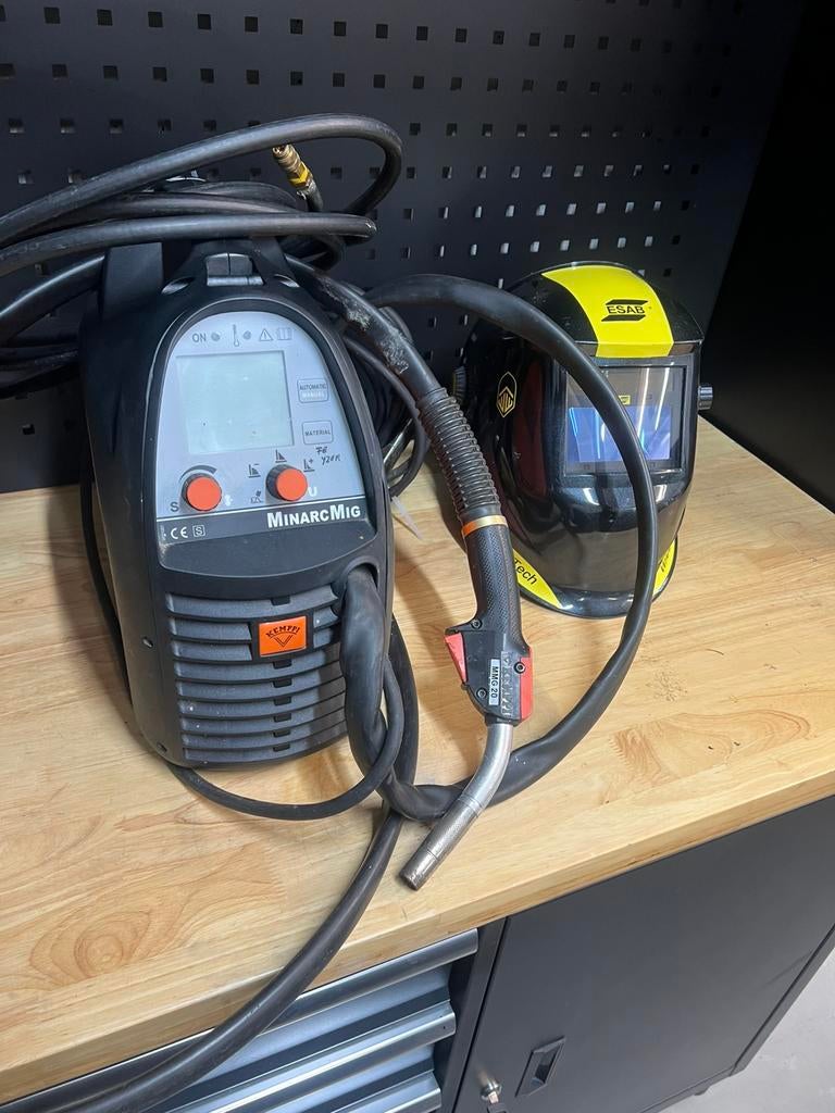 Mig mag halfautomaat Kempi 170/230v, Doe-het-zelf en Bouw, Gereedschap | Lasapparaten, Ophalen of Verzenden, Zo goed als nieuw