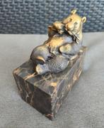 Zwaar bronzen panda beer beeldje gemerkt + gieterij stempel, Enlèvement