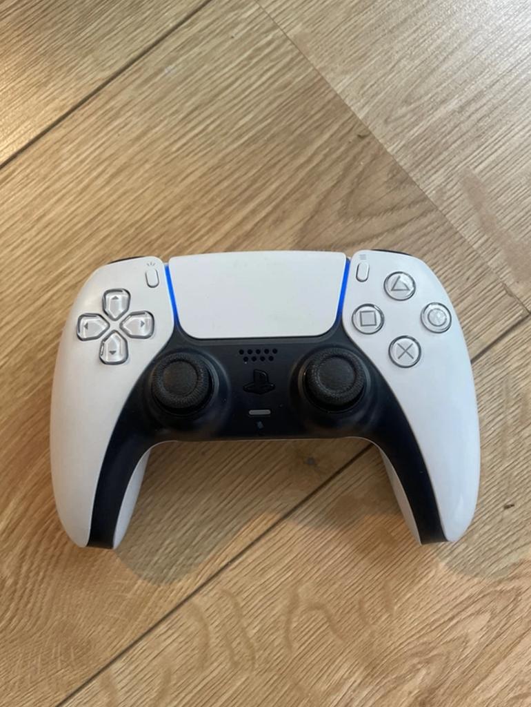 Manette PS5 ORIGINALE, Consoles de jeu & Jeux vidéo, Consoles de jeu | Sony Consoles | Accessoires, Sans fil, PlayStation 5, Comme neuf