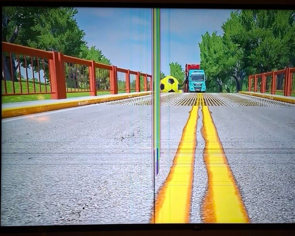 smart tv lg 165 cm écran cassé à reparer,  fonctionne encore, Enlèvement, LG, Smart TV
