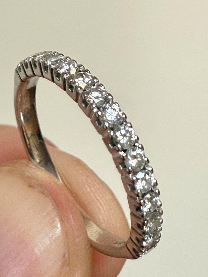 18 karaat gouden ring 15 natuurlijke diamanten/ certificaat!, Handtassen en Accessoires, Ringen, Dame, 18 tot 19, Goud, Goud, Met edelsteen