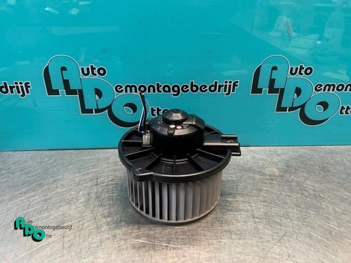 Moteur de ventilation chauffage d'un Mazda RX-8 (RX-8 03-), Autos : Pièces & Accessoires, Autres pièces automobiles, Mazda, Utilisé