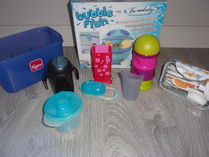 Pakket met verschillende babyspullen., Kinderen en Baby's, Babyvoeding en Toebehoren, Zo goed als nieuw, Overige typen, Ophalen of Verzenden