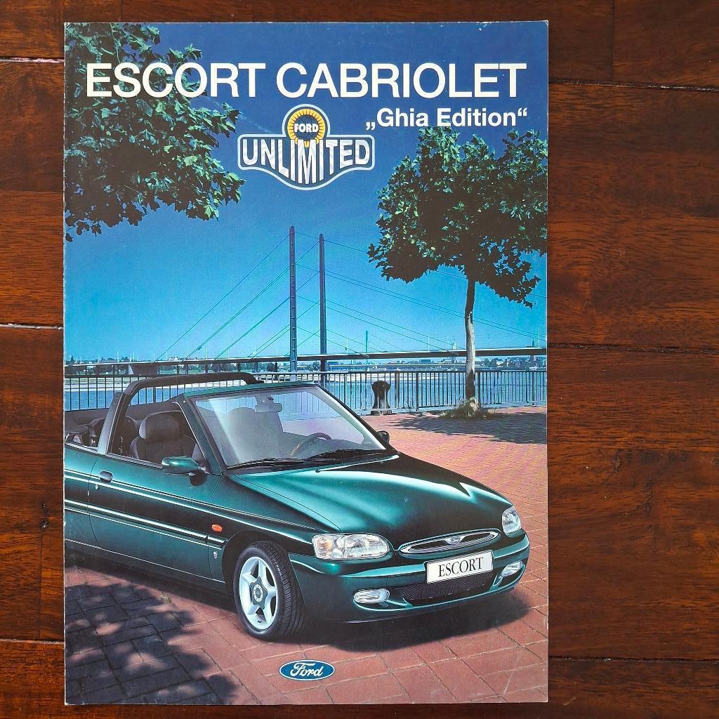 FORD  ESCORT   " Ghia Edition "     12/96, Livres, Autos | Brochures & Magazines, Enlèvement ou Envoi, Neuf, Ford