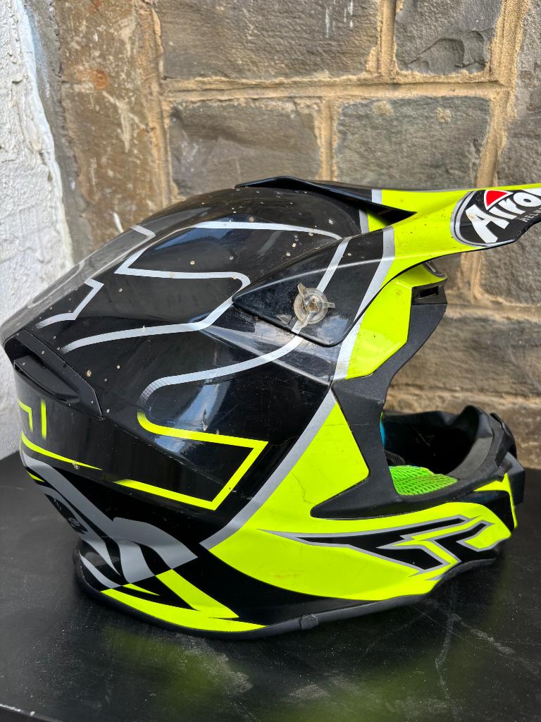 Casque airoh, Offroadhelm, Dames, L, Tweedehands