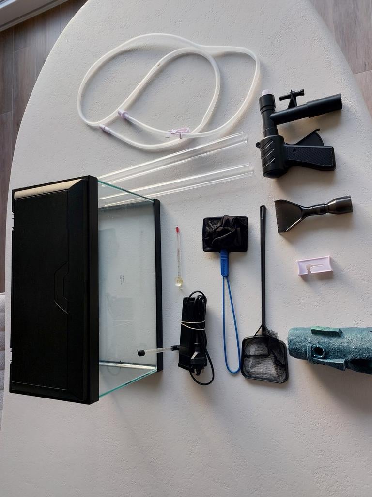 Aquarium 20l inclusief accessoires, Dieren en Toebehoren, Ophalen, Pomp, Decoratie