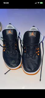 Paire de chaussures Air Jordan, Sports & Fitness, Basket, Envoi, Utilisé, Chaussures