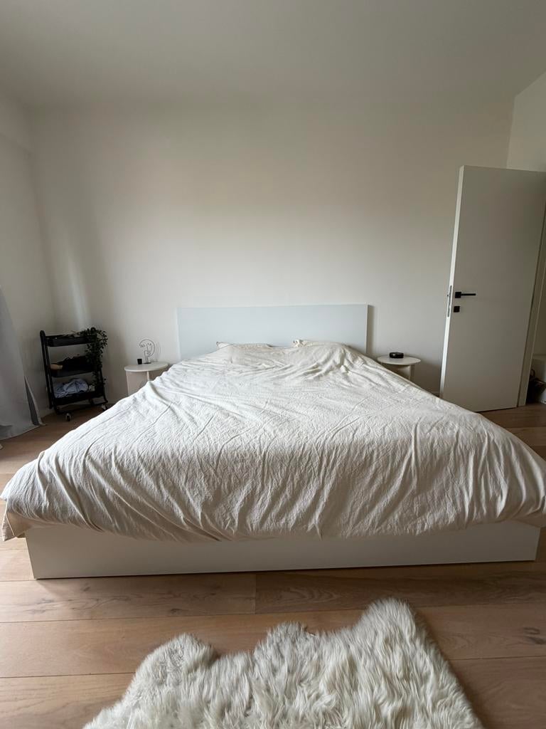 Ikea Malm bed + lattenbodem + matras, Maison & Meubles, Chambre à coucher | Chambres à coucher complètes, Enlèvement, Comme neuf