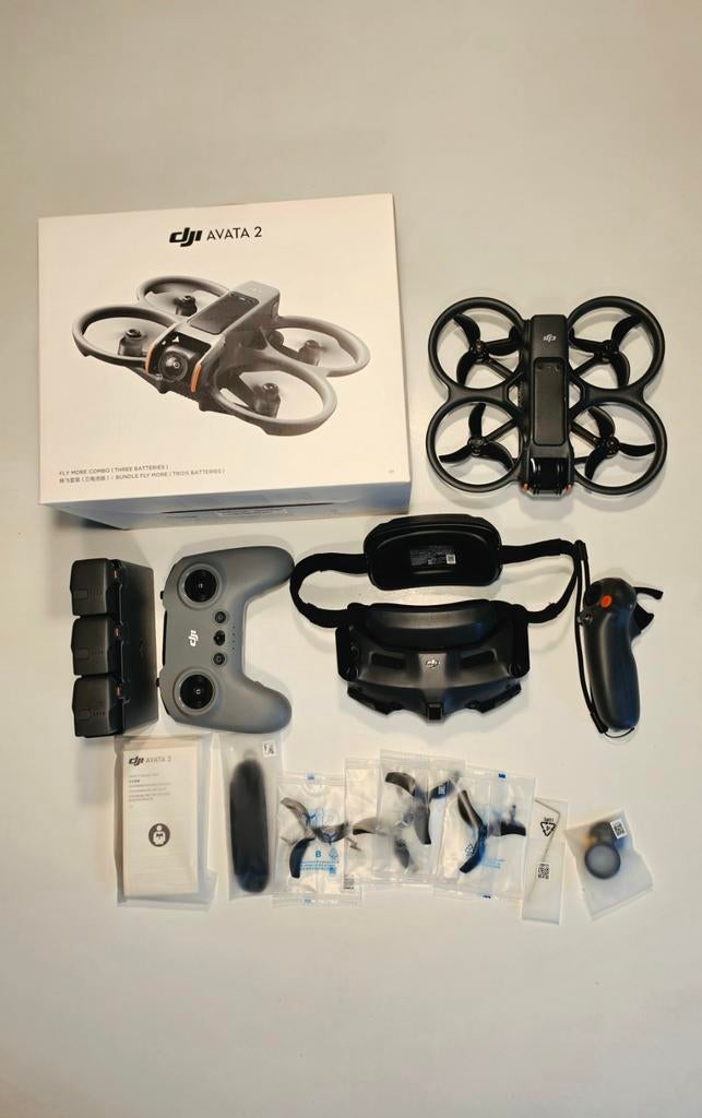 DJI Avata 2 - fly more combo, TV, Hi-fi & Vidéo, Drones, Comme neuf, Drone avec caméra, Qualité supérieure, DJI, Moins de 250 g