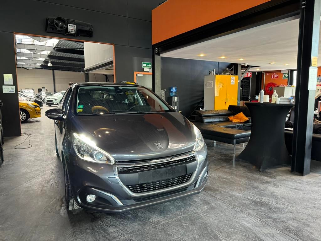 PEUGEOT 208, Autos, Peugeot, Entreprise, Achat, ABS, Air conditionné, Bluetooth, Ordinateur de bord, Verrouillage central, Cruise Control