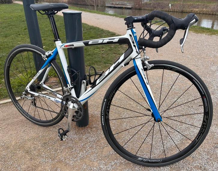 Velo de route BH en carbone, Vélos & Vélomoteurs, Vélos | Vélos de course, Comme neuf, Carbone, Enlèvement