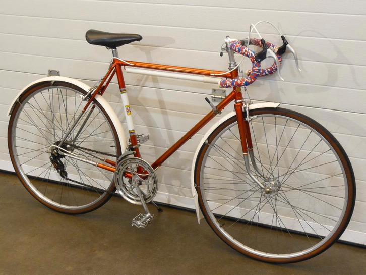 Leuke oranje seventies koersfiets Norta Super Luxe, Vélos & Vélomoteurs, Vélos | Hommes | Vélos de sport & Vélo de randonnée, 10 à 15 vitesses
